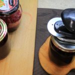 jars of seedless redcurrant jam