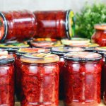 Borscht dressing for the winter. Recipes with cabbage, beets, carrots, tomatoes 