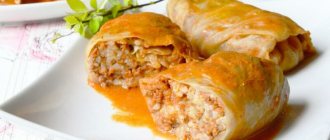 Stuffed cabbage rolls with rice and minced meat - 6 recipes, stage 1