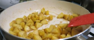 How to caramelize apples in a frying pan for pie, filling, strudel