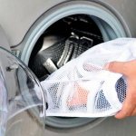 How to wash sneakers in a machine