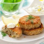 Pink salmon cutlets are juicy. Recipes in the oven, slow cooker, steamer 