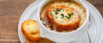Onion soup. Simple recipe with melted cheese, classic 
