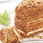 honey cake with nuts