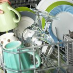 Why doesn&#39;t water flow into the dishwasher?