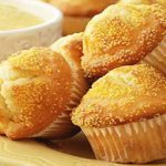 A simple recipe for making muffins with apples