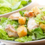 Salad with marinated chicken