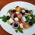 Salad with Chinese cabbage and feta